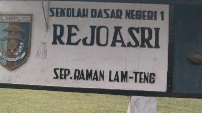 Oknum Kepala SDN 1 Rejo Asri Diduga Rugikan Negara Dan Wali Murid Terkait Buku.